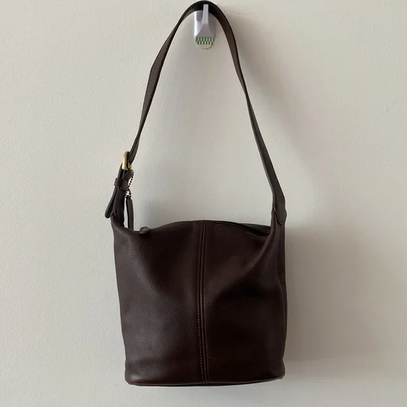 ⬇️ SPECIAL PRICE DROP ⬇️ Vintage COACH - Leather Handbag - Picture 2 of 11